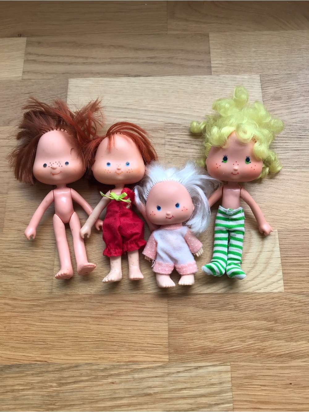 Vintage STRAWBERRY SHORTCAKE LOT 🍓Strawberry Shortcake & friends dolls + puzzle - Picture 2 of 16